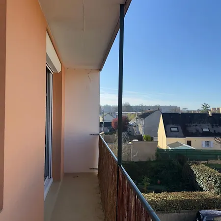 Cosy Proche Circuit Apartment *